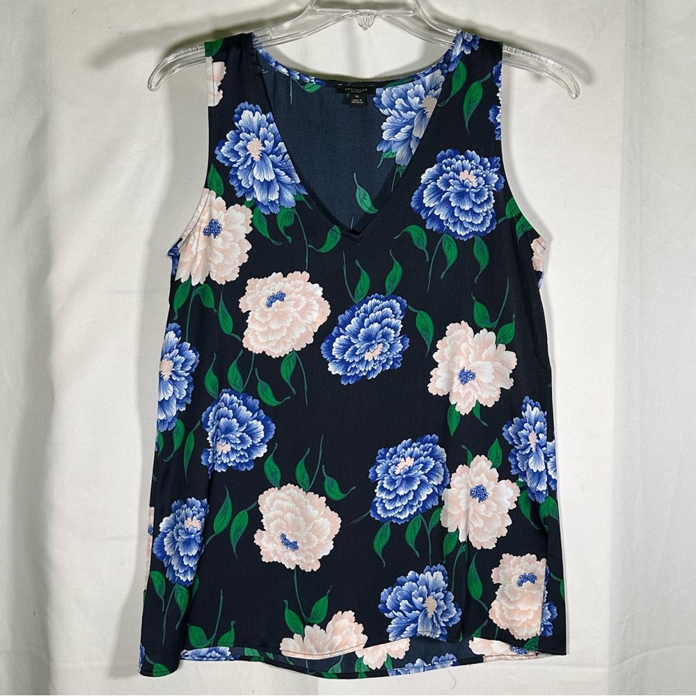 Ann Taylor Sleeveless Blue Black‎ Floral Silky Top Quiet Luxury Women's size XS